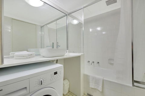 City Apartment At College St - Hobart Tourism 2