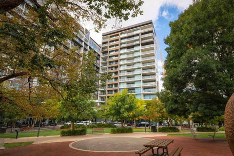 City Apartment, Pool & Carpark - Hobart Tourism 2