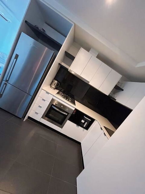 City Beautiful CBD Apartment, Melbourne - Hobart Tourism 1