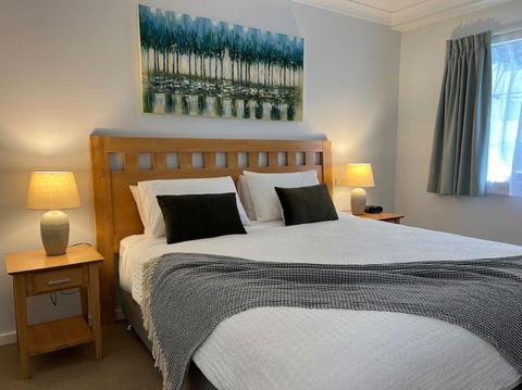 City Escape Mounts Bay - Free Parking & Wi-Fi - Hobart Tourism 0