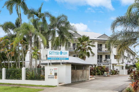 Citysider Cairns Holiday Apartments - Hobart Tourism 0
