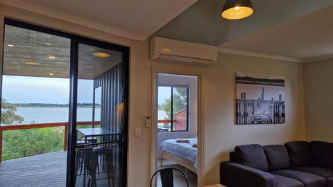 Clayton Bay Riverside Holiday Park - Hobart Tourism 3
