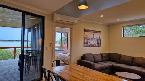 Clayton Bay Riverside Holiday Park - Hobart Tourism 4