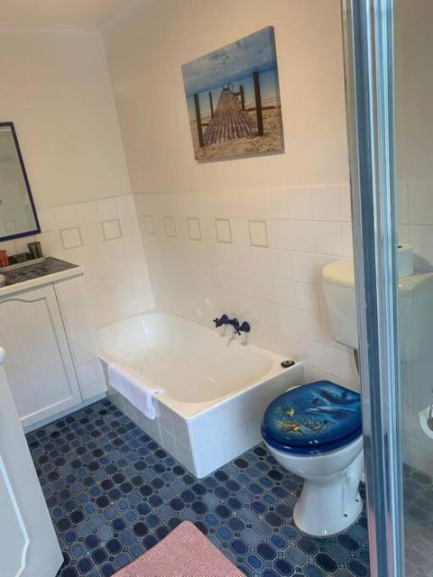 Cloud Valley Estate -Chalet - Hobart Tourism 2