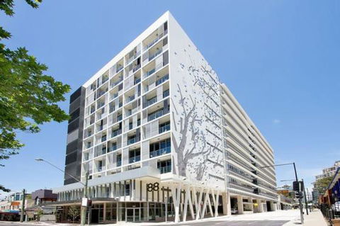 Chatswood CBD Modern Apartment - Hobart Tourism 0