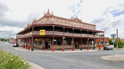 Club Hotel - Hobart Tourism 4