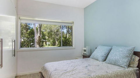 Coastal Chic Holiday Cottage - Hobart Tourism 4