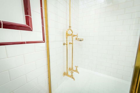 Cobb & Co Court Boutique Hotel - Hobart Tourism 4