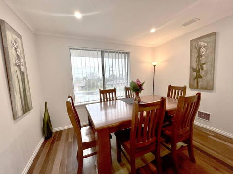 Comfort Getaway - Hobart Tourism 1