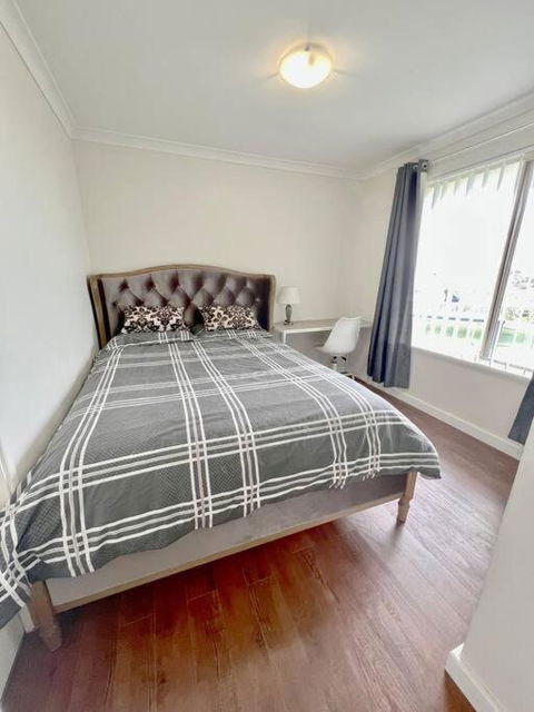 Comfort Getaway - Hobart Tourism 3