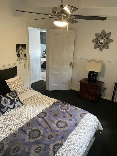 Creek Cottage Bed And Breakfast Traralgon - Tourism TAS 2