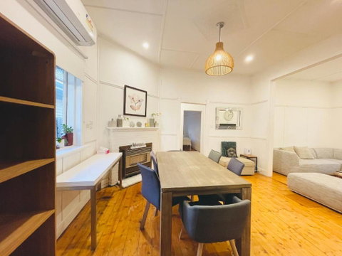 D114 Victorian Central Stay - Tourism TAS 3