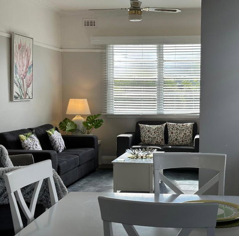 Daisy Cottage On Duke 1BR - Hobart Tourism 4