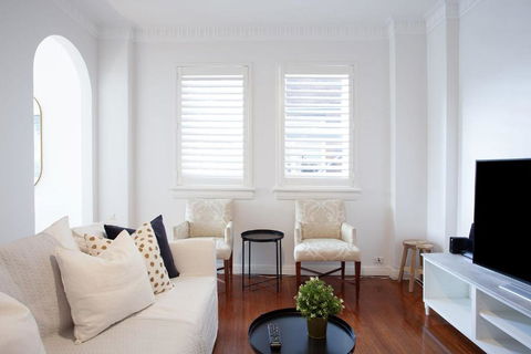 Deco Amour, Bellevue Hill Isyd - Hobart Tourism 2