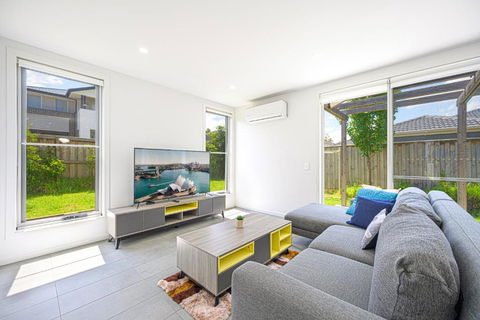 Denham Court Adorable 4Br House With Wifi &Parking - Hobart Tourism 0