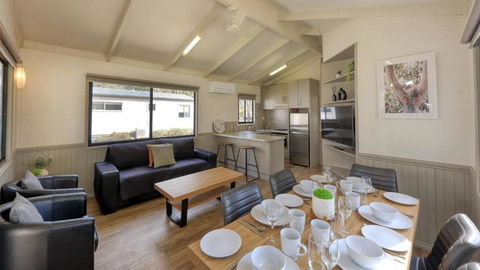 Deniliquin Riverside Caravan Park - Hobart Tourism 1