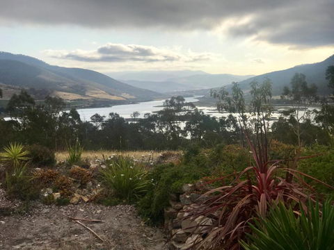 Derwent Mist Villas (Acacia Villa) - Hobart Tourism 1