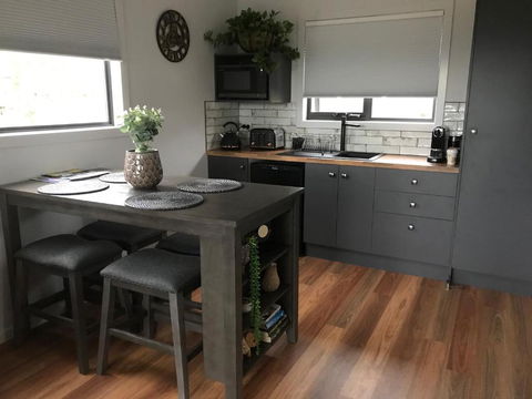 Derwent Mist Villas (Acacia Villa) - Hobart Tourism 4