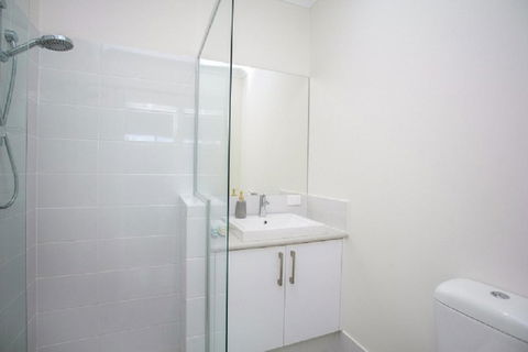 2x2 Luxury Retreat Condo - Hobart Tourism 2