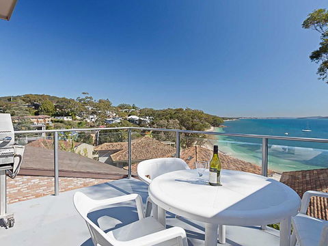 3 'Sebastapol' 66 Thurlow Avenue - Gorgeous Unit Overlooking Dutchies Beach - Hobart Tourism 0