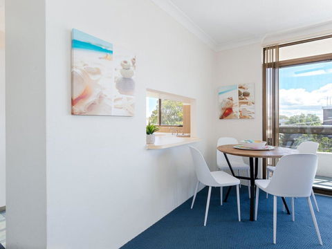 3 'The Commodore' , 9-11 Donald Street - Great Unit In The Heart Of Town - Hobart Tourism 1