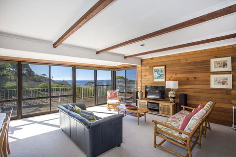 3 Shipton Cres - Heavenly Haven - Tourism TAS 1