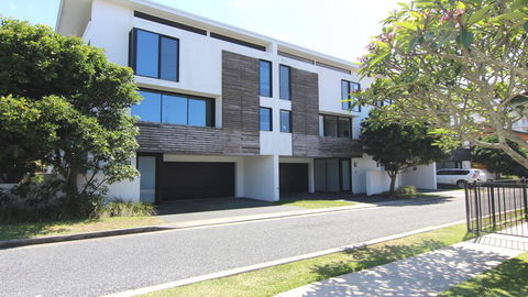 3/26 West Street-CBD Location! - Hobart Tourism 0