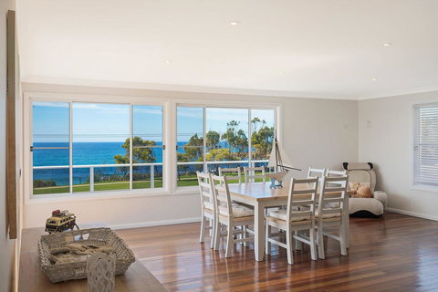 31 McMillan Crescent - Tourism TAS 3