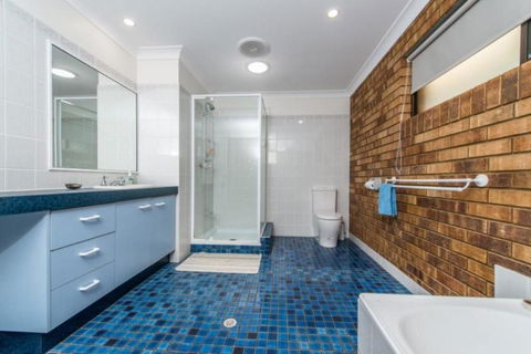 33 George Nothling Drive - Hobart Tourism 0