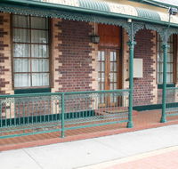 34 on Emily - Hobart Tourism