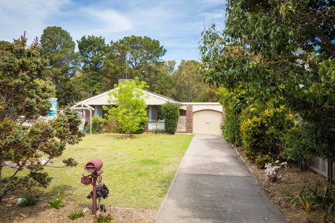 37 Mort Avenue - Tourism TAS 1