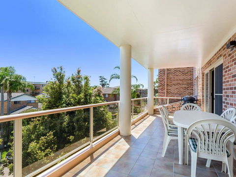 4 'Cottage Court', 6-10 Weatherly Cl - Shoal Bay & Little Beach At Your Fingertips - Hobart Tourism 0