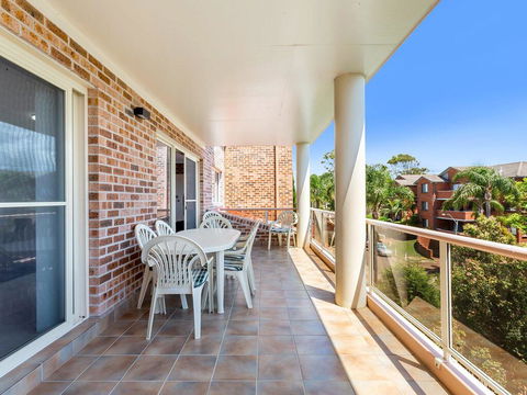 4 'Cottage Court', 6-10 Weatherly Cl - Shoal Bay & Little Beach At Your Fingertips - Hobart Tourism 1