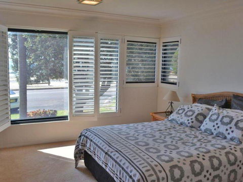 4 'Florentine' 11 Columbia Close - Spectacular Views And Air Conditioning - Hobart Tourism 3