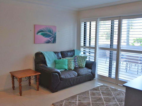 4 'Florentine' 11 Columbia Close - Spectacular Views And Air Conditioning - Hobart Tourism 2