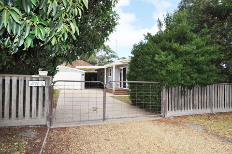 45 HALFORD - PET FRIENDLY - Tourism TAS 0