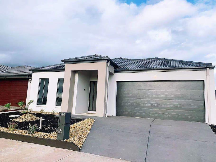 Tarneit VIC Tourism TAS