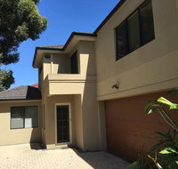 4x3 Townhouse in Rivervale - Tourism TAS