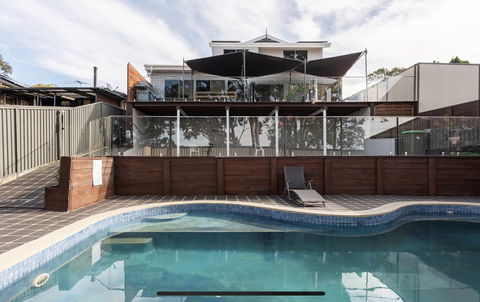 5 Bedroom With POOL And Studio Vues Relaxantes - Hobart Tourism 0
