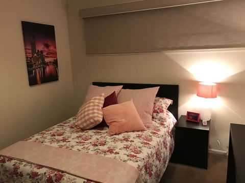 5 Star Room With Own Bathroom - Singles, Couples, Families Or Executives - Tourism TAS 0
