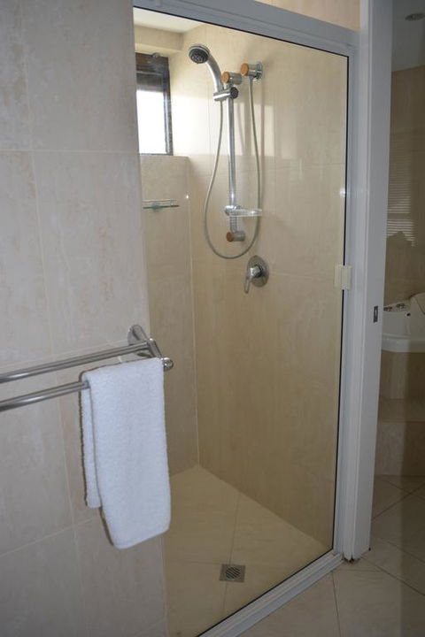 5,  Apartment On The Esplanade - Tourism TAS 2
