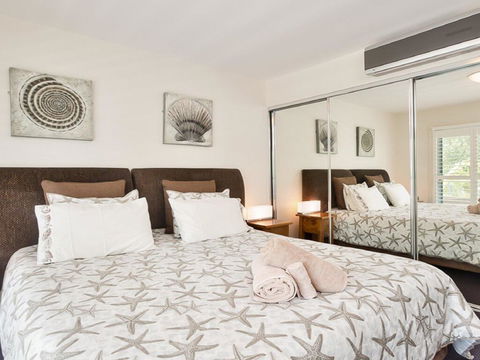 516 'Oaks Pacific Blue', 265 Sandy Point Road- Private Pool, Aircon, WIFI - Tourism TAS 1