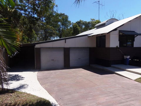 6 Bomburra Court - Rainbow Beach, Pet Friendly In Great Bush And Beach Location - Hobart Tourism 3