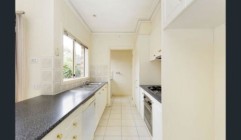 6 CAN STAY, CENTRAL GLEN WAVERLEY - Tourism TAS 2