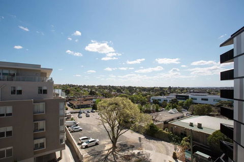 60, Boutique Studio@Boxhill, Boxhill Central, Mall - Hobart Tourism 2