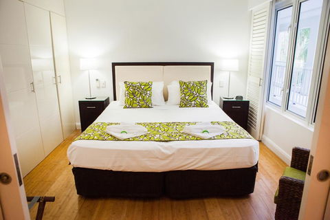 6424 BEACH CLUB - Hobart Tourism 1