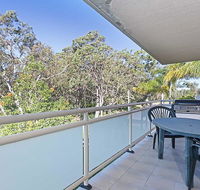 7 'Amaroo' 8 Ondine Close - fantastic 2 bedroom unit so close to the waters edge