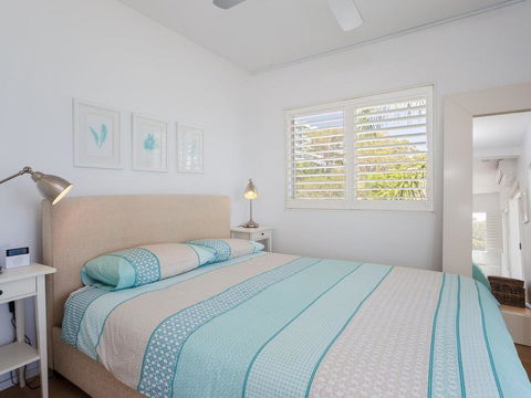 7 'Bayview Towers', 15 Victoria Parade - Stunning Unit With Fabulous Views - Hobart Tourism 3