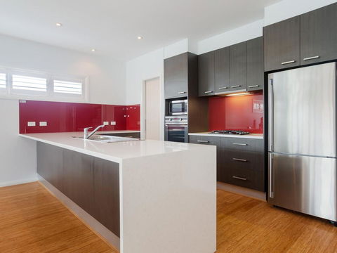 7 Judith Street - Stunning Duplex With Ducted Air - Hobart Tourism 2