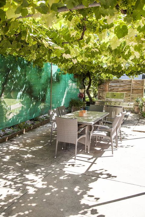 725 Myrtleford-Yackandandah Road - Hobart Tourism 3